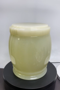 青玉骨灰盅-永在心殯儀